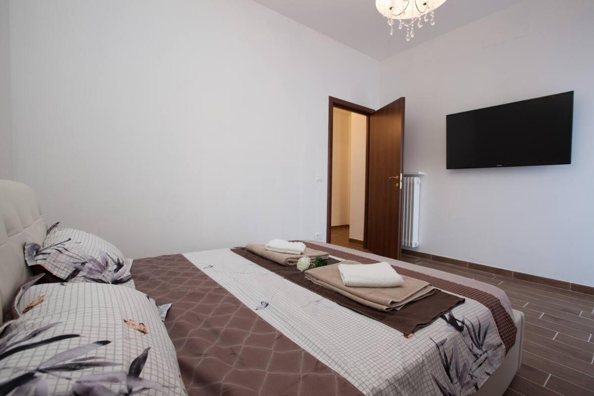 Residenza Alexander Luxury 1 Apartment Verona Luaran gambar